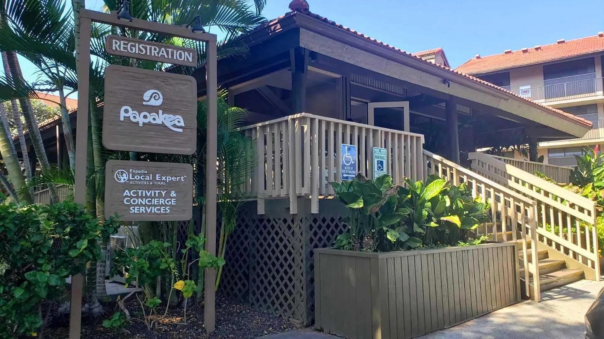 Papakea Resort E204 Kahana شقة